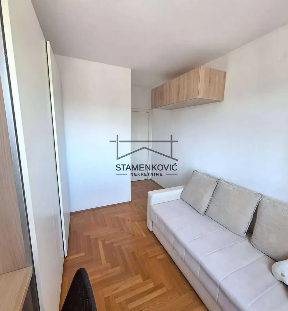 Prodaja, dvosoban stan, 52m², Grbavica, Novi Sad Sve Podlokacije