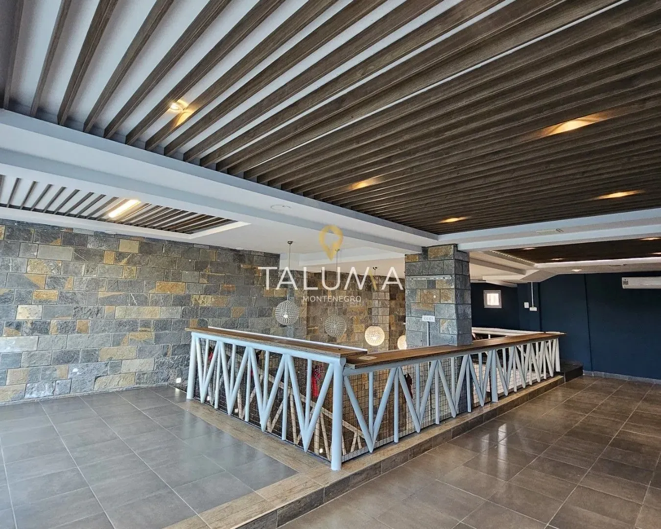 Rent, office space, 184m², City Kvart, Podgorica