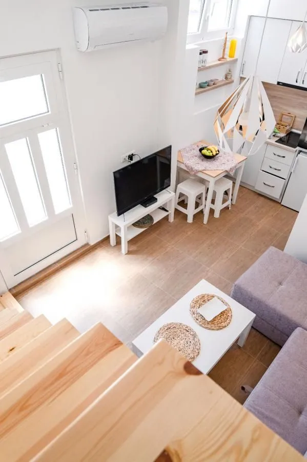 Rent, house, 50m², Tivat, Crna Gora