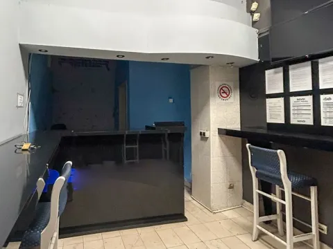 Izdavanje, poslovni prostor, 17m², Stari Aerodrom, Podgorica - image 1