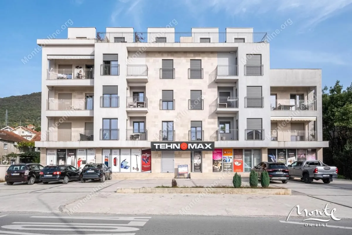 Sale, studio apartment, 24m², Tivat, Crna Gora