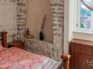 Prodaja, jednosoban stan, 54m², Prčanj, Kotor - image 4