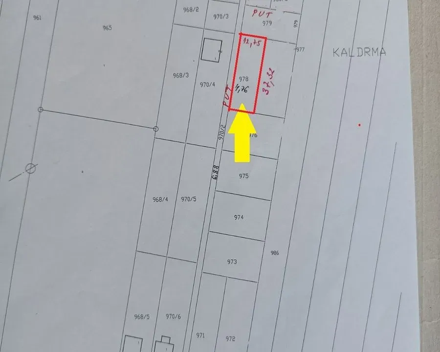 Prodaja, plac, 500m², Bečmen, Surčin