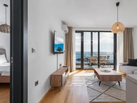 Sale, two bedroom apartment, 67m², Sveti Stefan, Budva - image 6