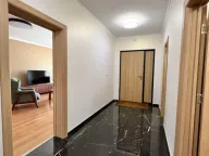 Sale, house, 200m², Rogami, Podgorica - image 10