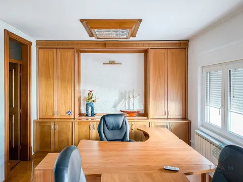 Rent, office space, 150m², Stara Varoš, Podgorica - image 3