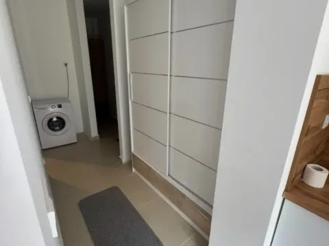 Izdavanje, jednosoban stan, 42m², Centar, Bar - image 7