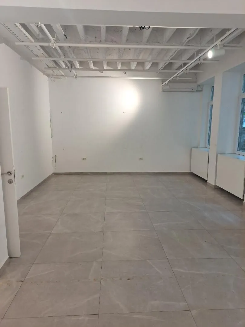 Sale, office space, 224m², Stari Grad, Beograd