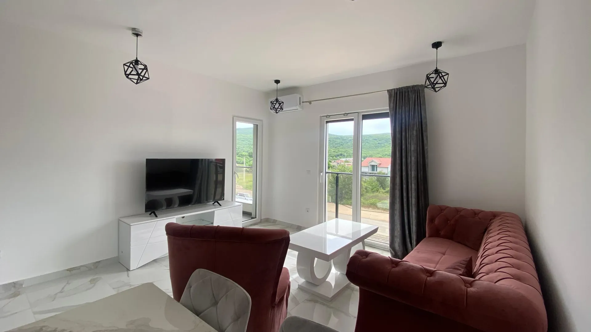 Rent, two bedroom apartment, 65m², Radanovići, Kotor