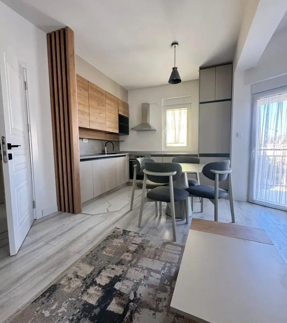 Prodaja, jednosoban stan, 43m², Vezirov Most, Podgorica