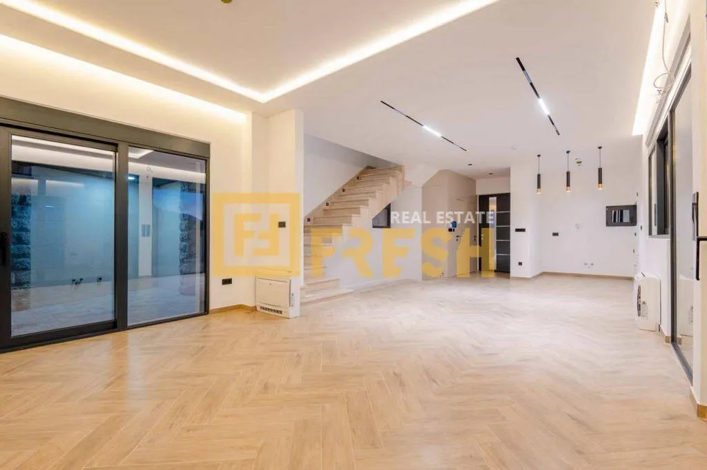 Sale, house, 240m², Budva, Crna Gora