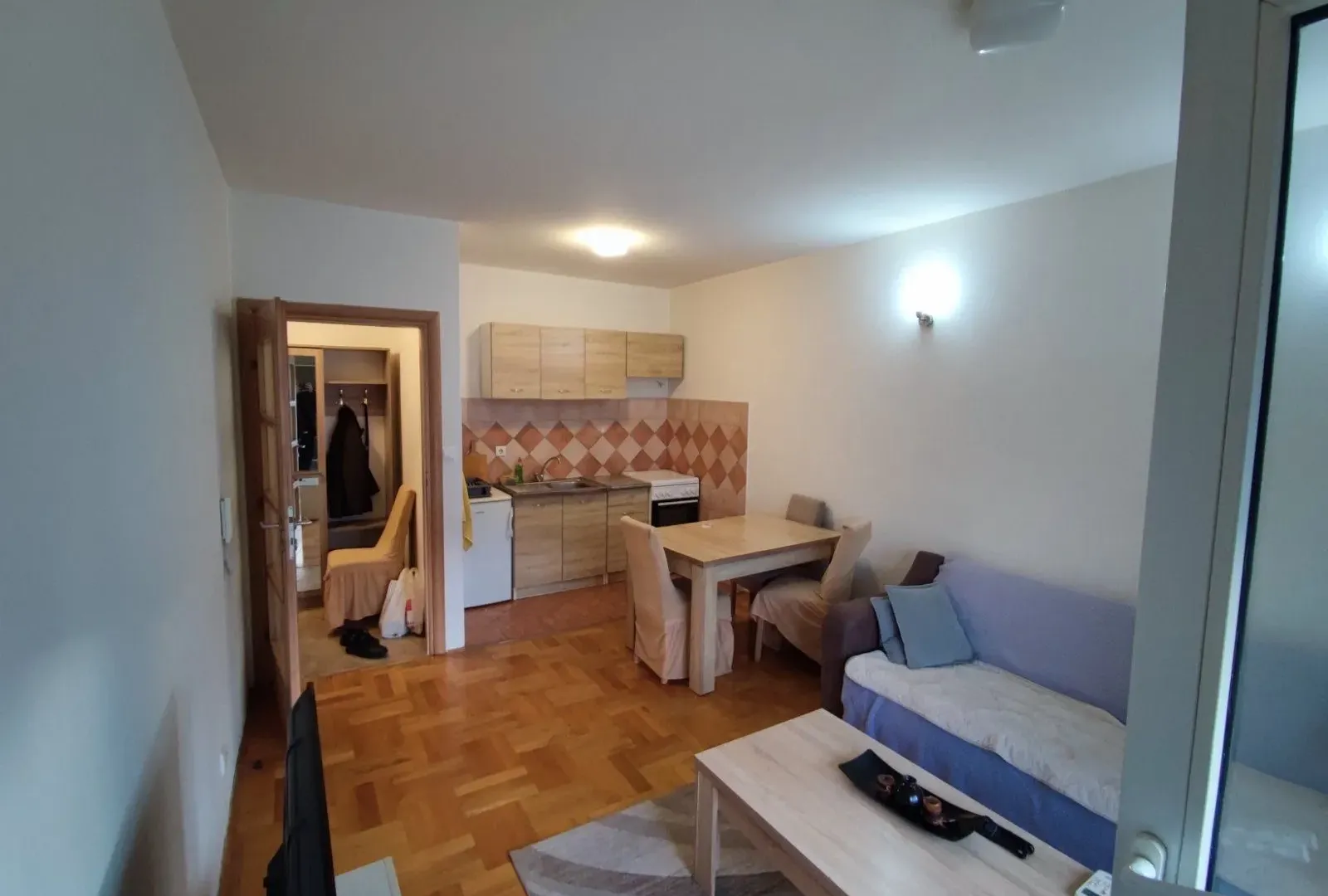 Rent, one bedroom apartment, 40m², Stari Aerodrom, Podgorica