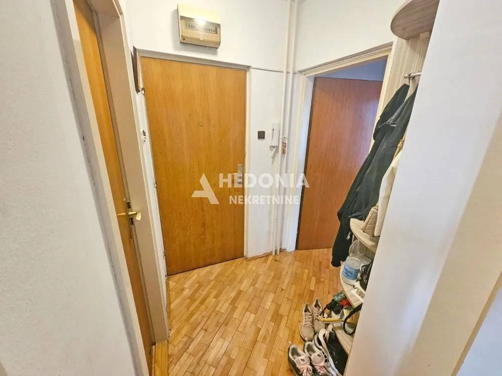 Sale, one bedroom apartment, 40m², Žarkovo, Beograd