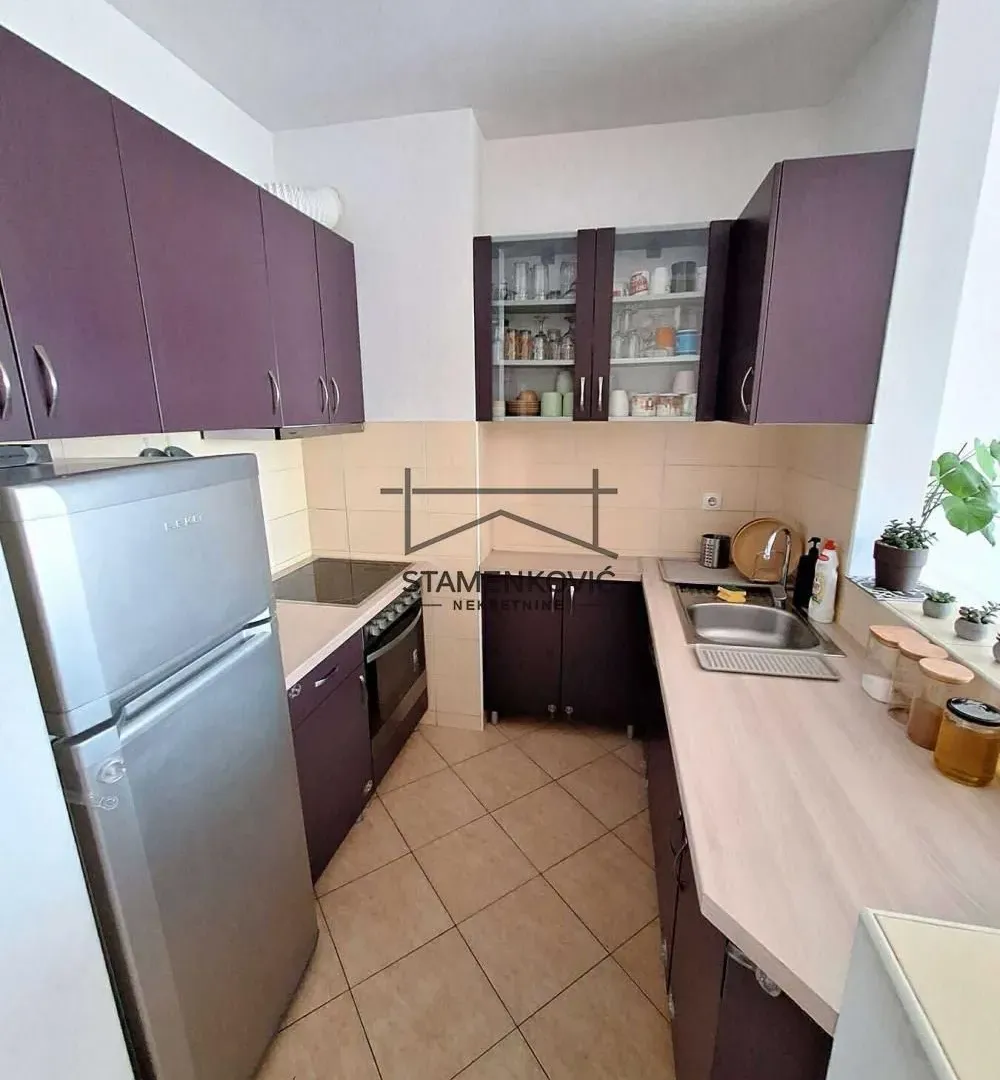 Prodaja, dvosoban stan, 52m², Grbavica, Novi Sad Sve Podlokacije