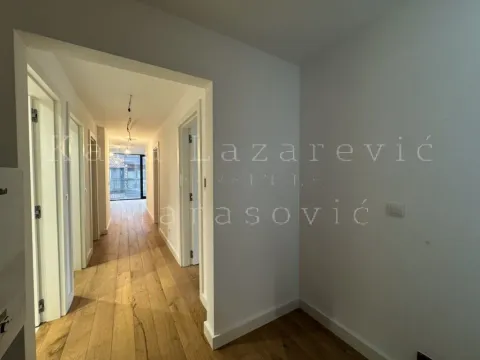 Prodaja, stan, 174m², Lekino Brdo, Voždovac Sve Podlokacije - image 7