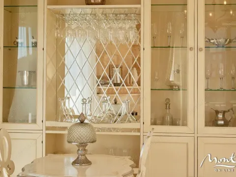 Prodaja, trosoban stan, 150m², Bečići, Budva - image 9