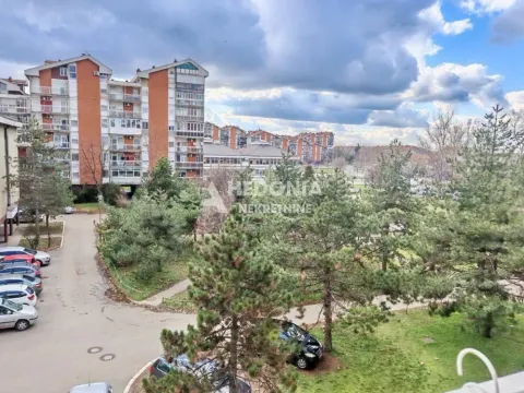 Prodaja, trosoban stan, 74m², Borča 1, Borča Sve Podlokacije - image 10