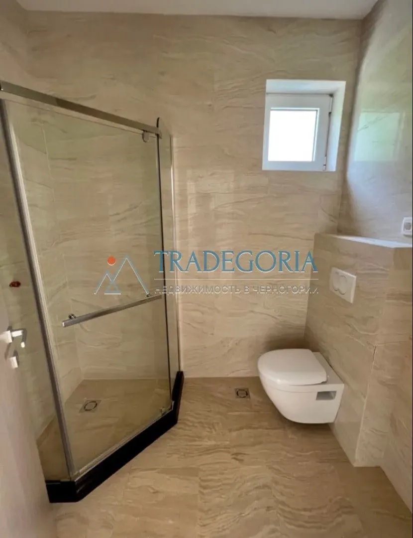 Prodaja, dvosoban stan, 70m², Pržno, Budva
