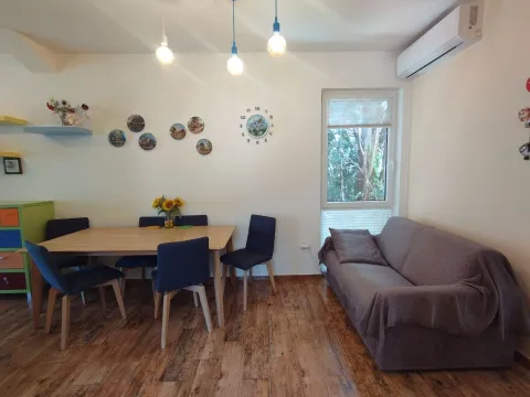 Prodaja, dvosoban stan, 64m², Njivice, Herceg Novi - image 8