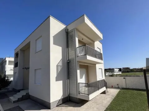 Rent, house, 167m², Gorice, Bijelo Polje - image 2