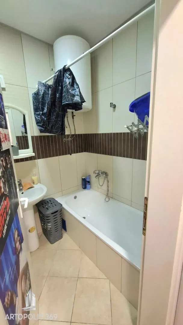 Prodaja, jednosoban stan, 24m², Kneževac, Beograd