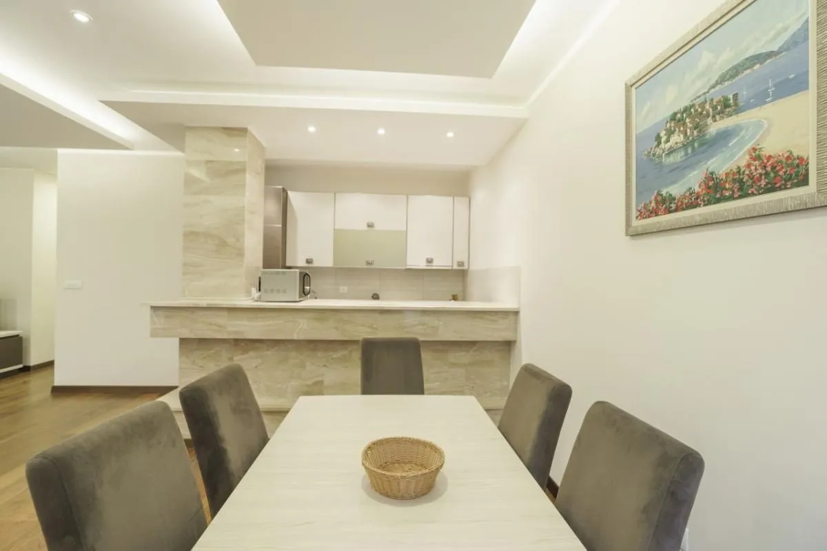 Sale, two bedroom apartment, 92m², Budva, Crna Gora