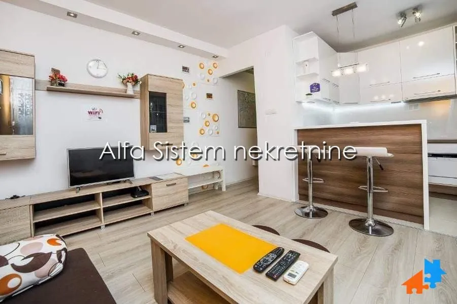 Rent, apartment, 35m², Čubura, Beograd