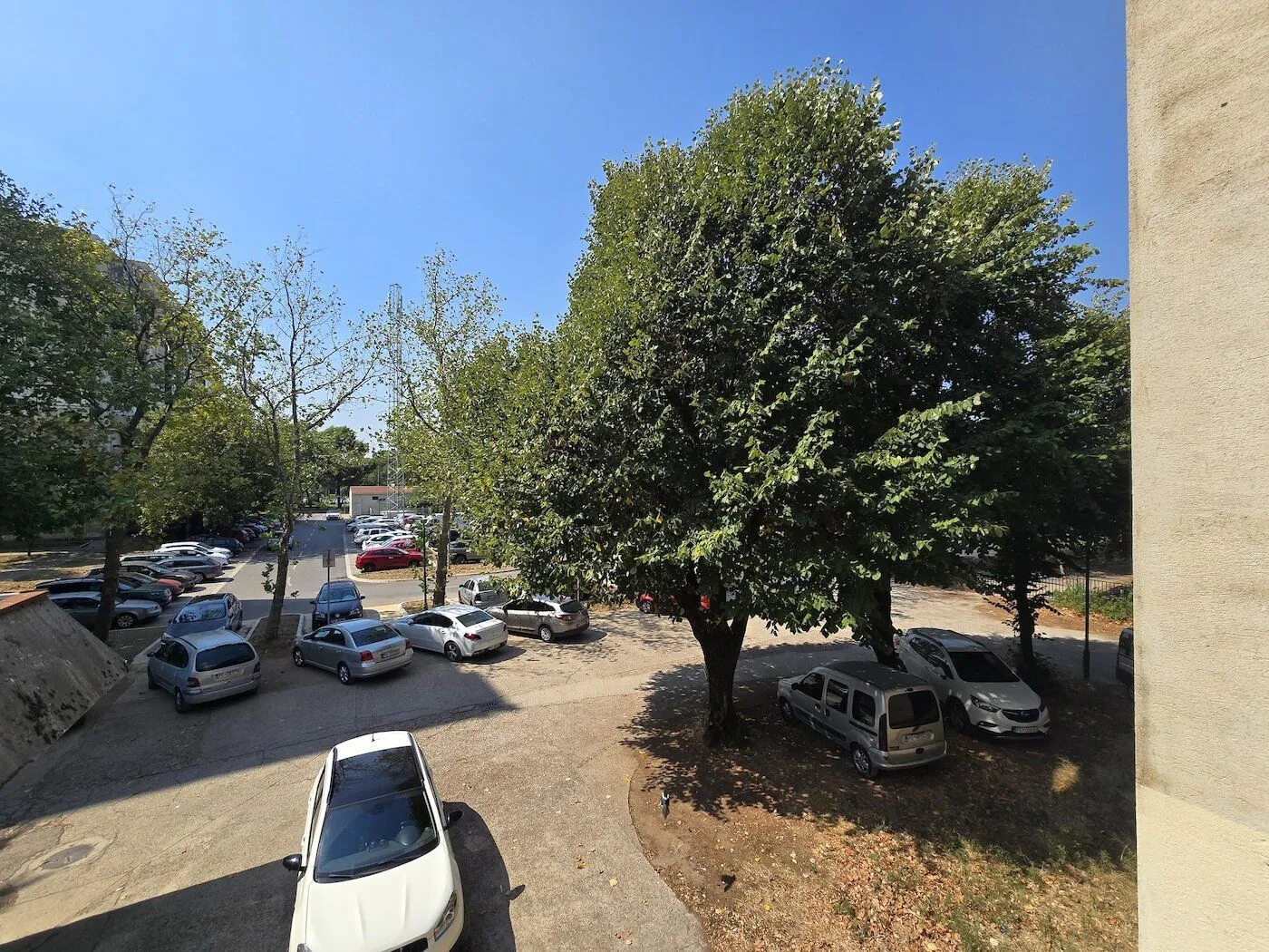 Prodaja, trosoban stan, 95m², Blok 6, Podgorica