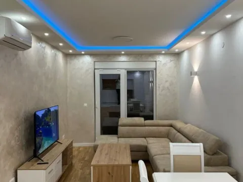 Izdavanje, jednosoban stan, 45m², Centar, Bar - image 8