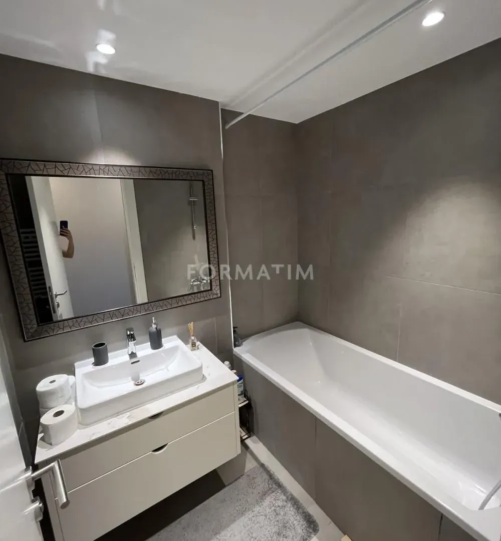 Rent, three bedroom apartment, 74m², Savski Venac, Beograd