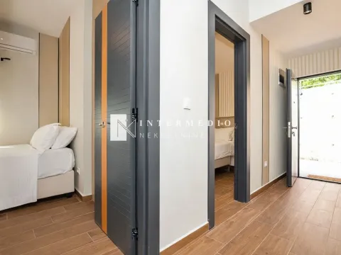 Prodaja, dvosoban stan, 59m², Njivice, Herceg Novi - image 9