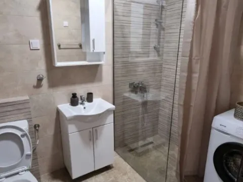 Izdavanje, jednosoban stan, 47m², Zabjelo, Podgorica - image 8