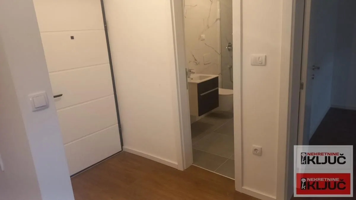 Prodaja, jednosoban stan, 28m², Podbara, Novi Sad Sve Podlokacije