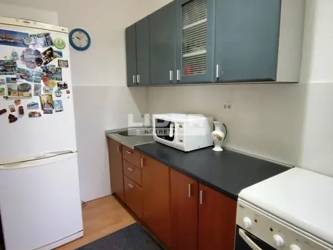 Sale, three bedroom apartment, 61m², Stari Grad, Beograd - image 9