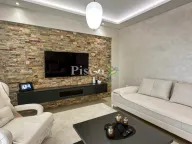 Rent, house, 200m², Zelenika, Herceg Novi - image 1