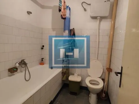 Prodaja, kuća, 200m², Majur, Jagodina - image 21