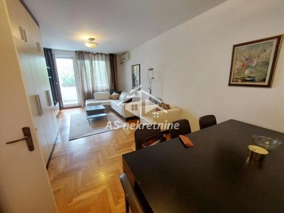 Rent, three bedroom apartment, 80m², Novi Beograd Sve Podlokacije, Beograd
