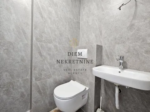 Rent, two bedroom apartment, 55m², Centar, Bar - image 12