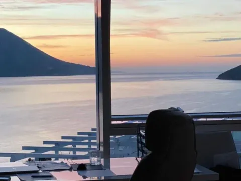 Prodaja, dvosoban stan, 77m², Centar, Budva - image 9