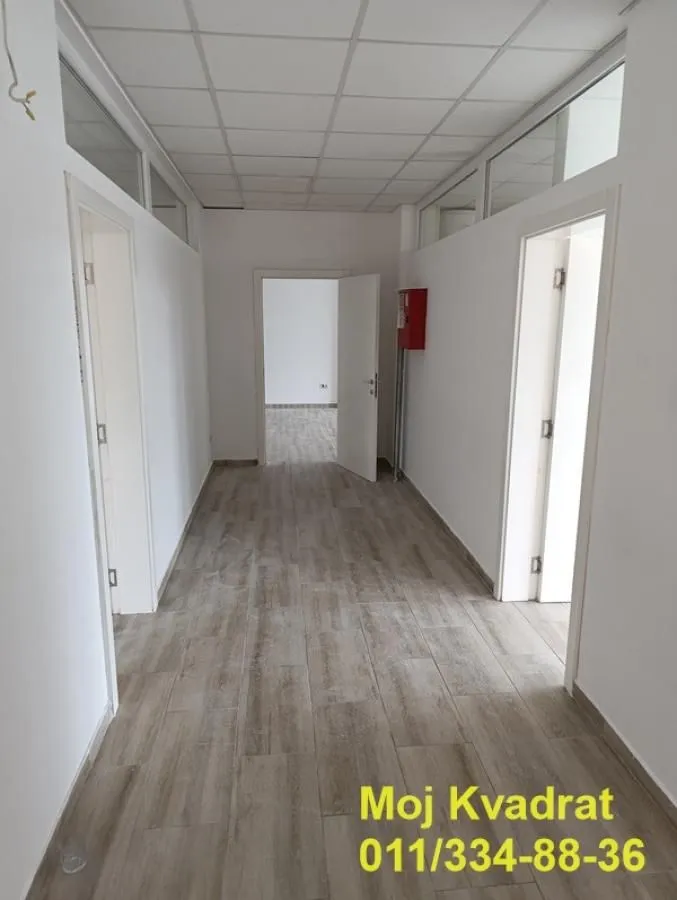 Rent, office space, 205m², Krnjaca, Palilula Sve Podlokacije