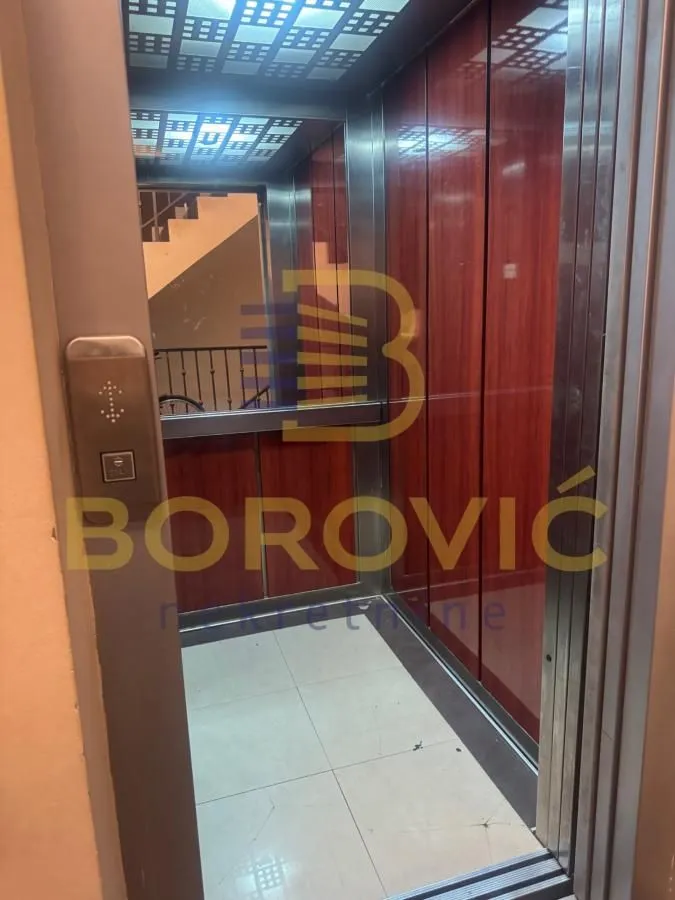 Sale, two bedroom apartment, 57m², Crveni Krst, Beograd