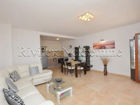 Prodaja, trosoban stan, 109m², Kamenari, Herceg Novi - image 3