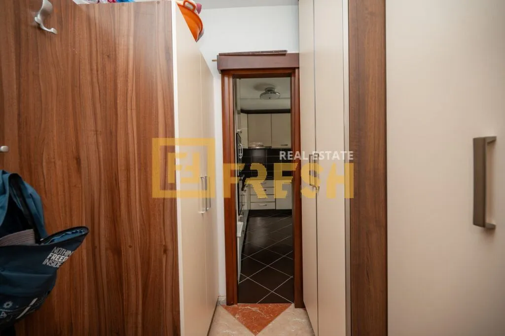Izdavanje, trosoban stan, 80m², City Kvart, Podgorica