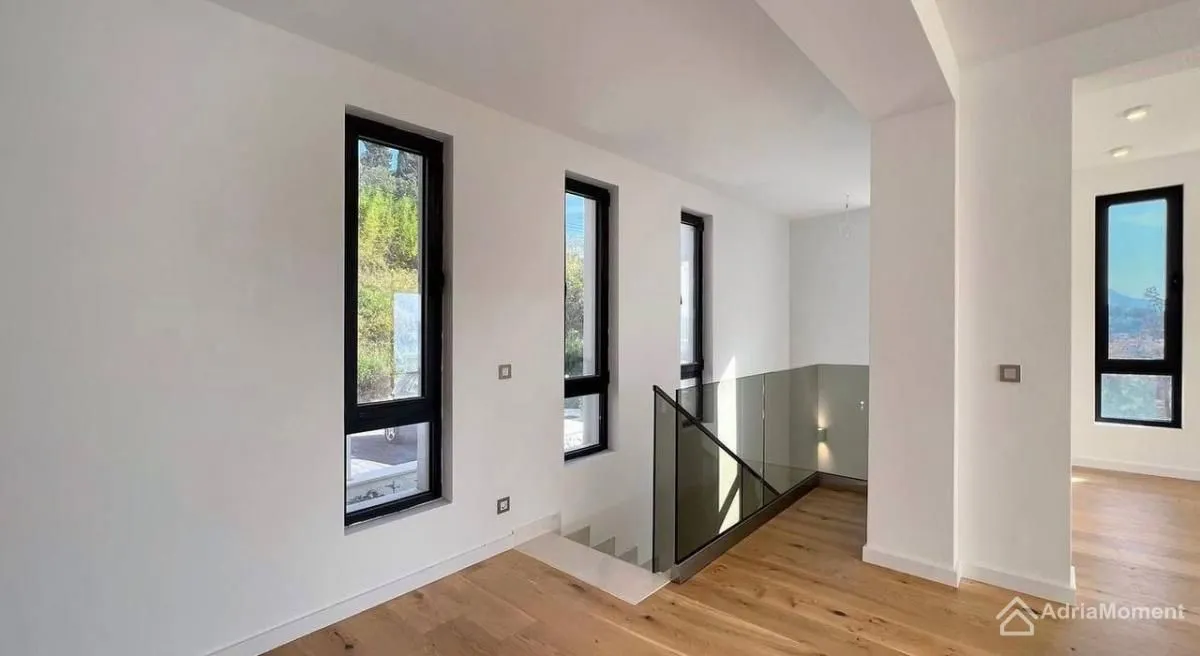 Sale, two bedroom apartment, 98m², Donja Lastva, Tivat