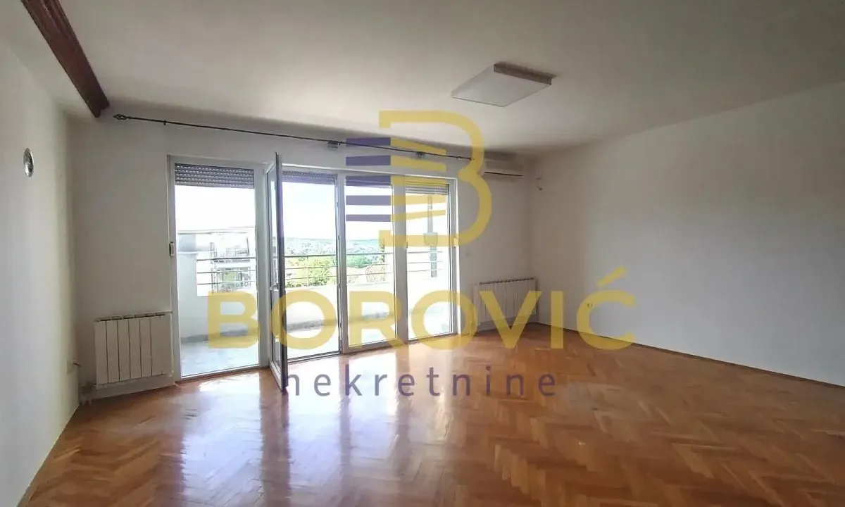 Prodaja, četvorosoban stan, 117m², Savski Venac, Beograd