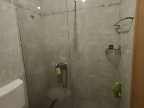 Izdavanje, jednosoban stan, 34m², Stari Aerodrom, Podgorica - image 11