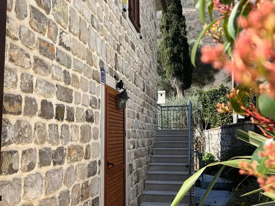 Sale, house, 500m², Herceg Novi, Crna Gora