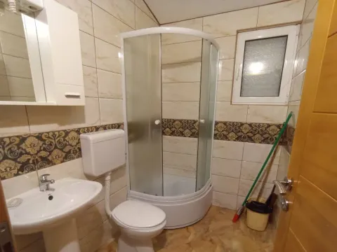 Stan-na-dan, garsonjera, 20m², Sutomore, Bar - image 10