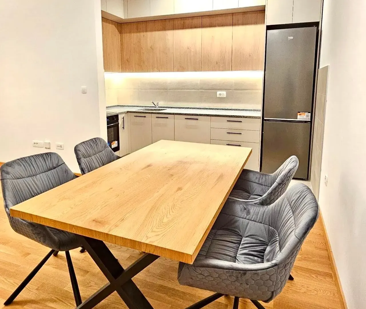 Rent, two bedroom apartment, 66m², Pobrežje, Podgorica