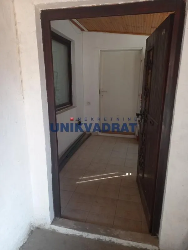Prodaja, trosoban stan, 88m², Petlovo Brdo, Beograd